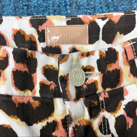 Mother High Waisted Touch Of the Tiger Fray Jeans - Picture 4 of 10